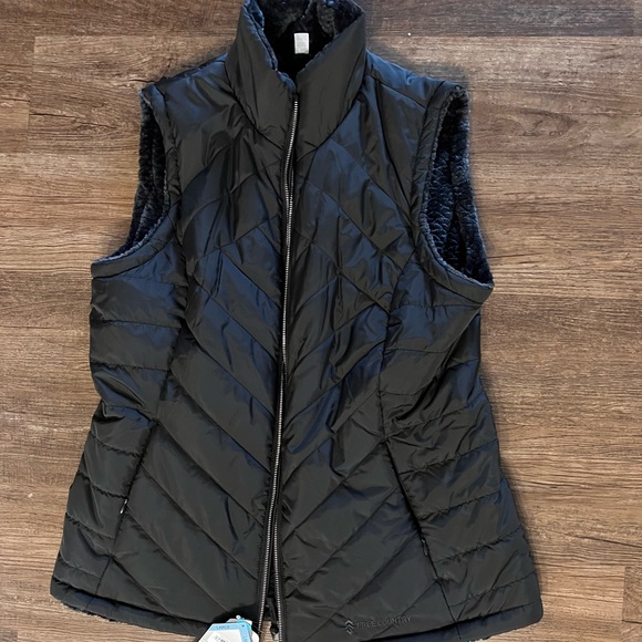 Free Country Jackets & Blazers - 🖤🌿HOST PICK🌿🖤 NWT Free Country Reversible Vest